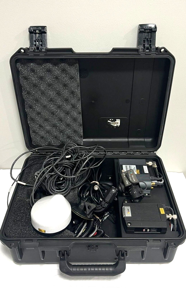 Watec WAT-232 Compact Color Day/Night Camera Bundle w/Case