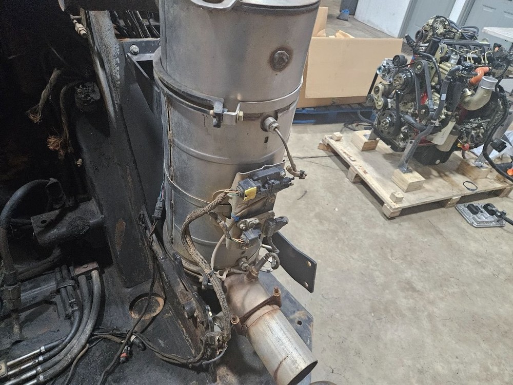 ASV RT120 Exhaust DPF Assem - Used