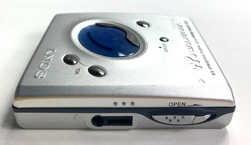 Sony Walkman MZ-E505 Silver Portable MD MiniDisc Player Main Unit Only JUNK