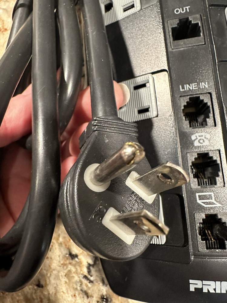 UTILITECH POWER STRIP SURGE PROTECTOR & Cable Bundle Lot LAN Coax Fax Phone