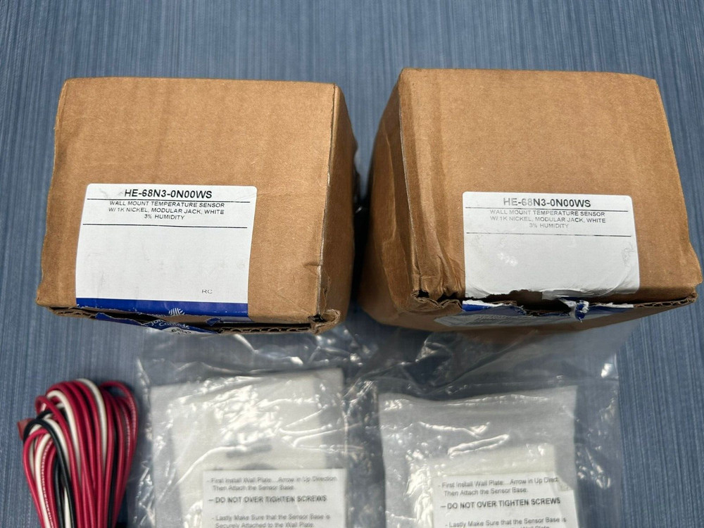 two Johnson Controls HE68N30N00WS Humidity Sensor Wall Mount G6412314
