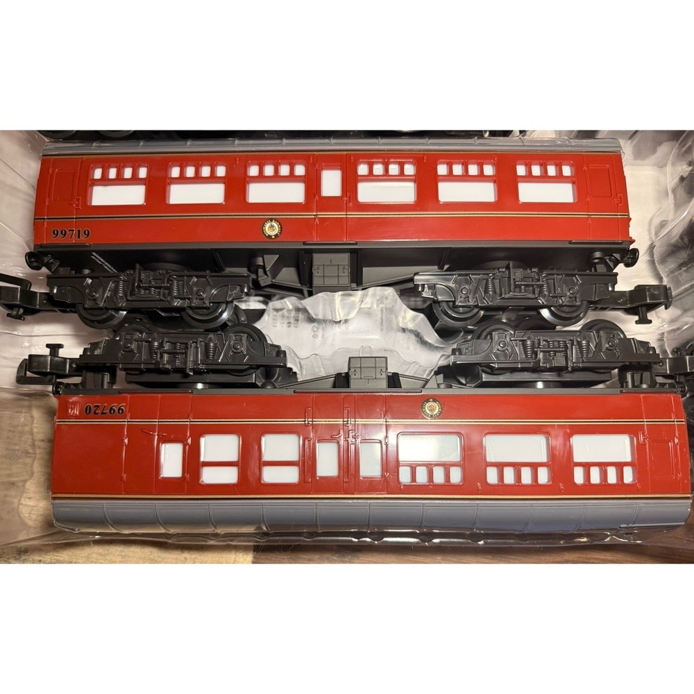 Hogwarts Express Ready-to-Play Train Set w/ Bluetooth New Large Wizarding World