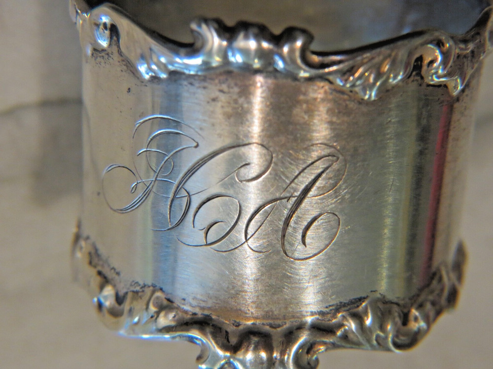 Round Sterling Silver Napkin Ring 25.6  grams