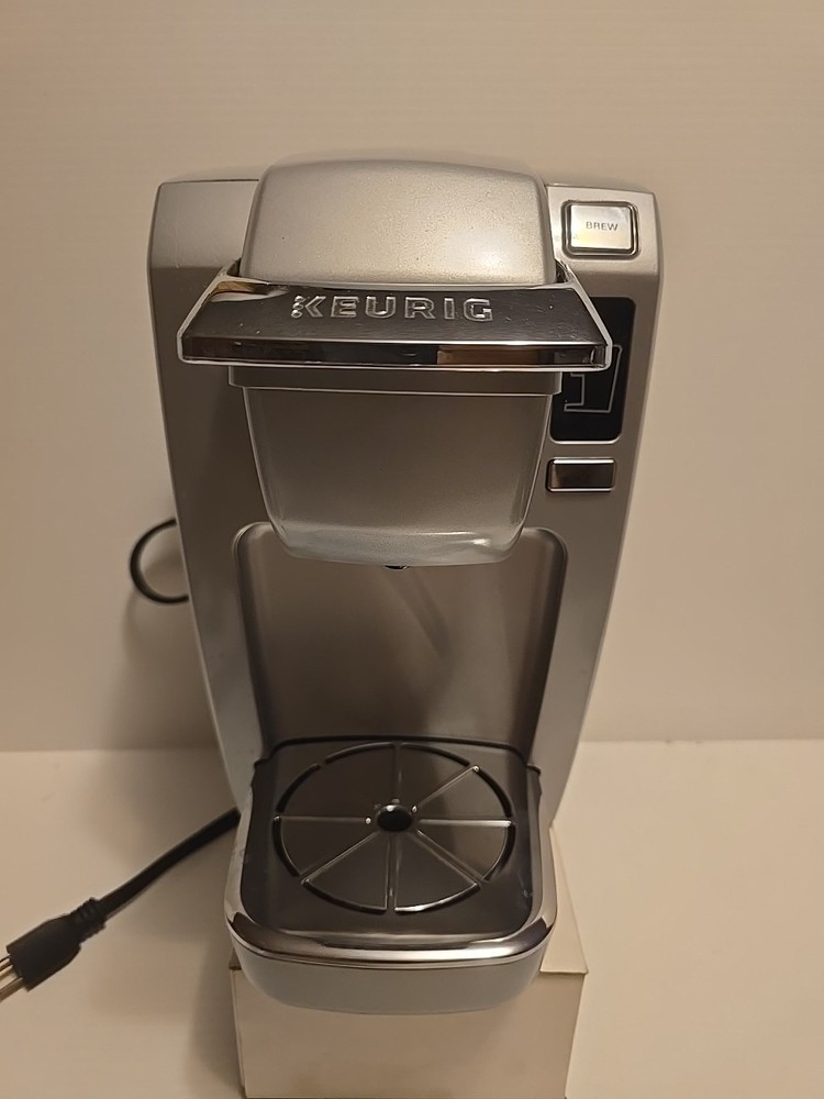 Keurig K-Cup K10 Mini Plus Silver Single Serve Coffee maker