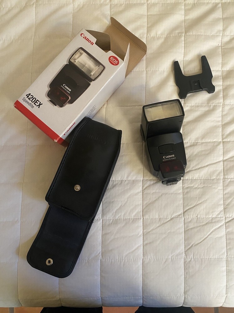 canon camera accessories Flash & lens case