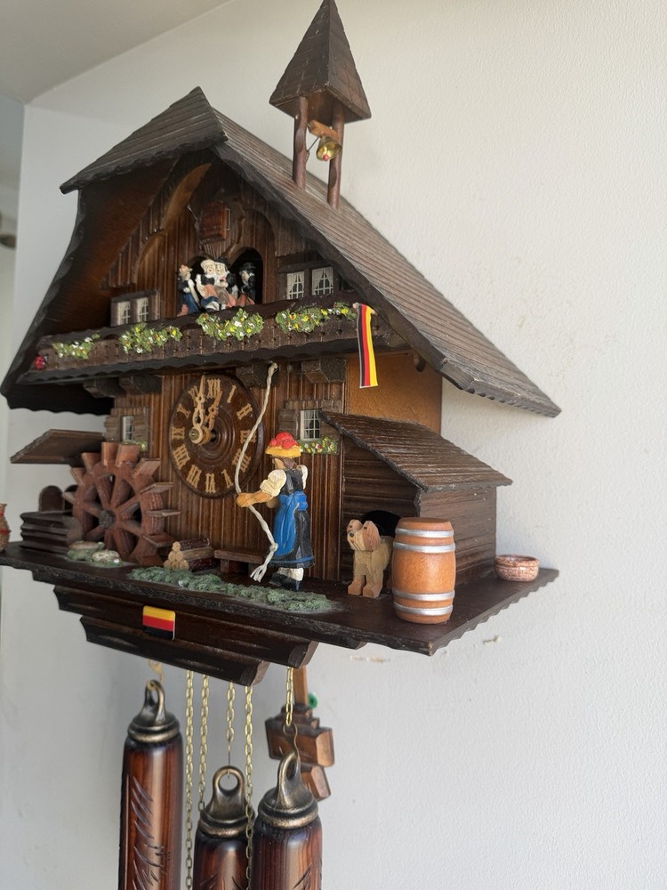Schneider German Cuckoo Clock 8 Day