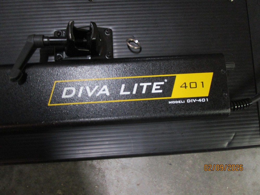 2 Kino Flo DIV400 & 401 DIVA LITE