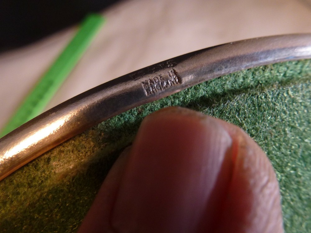 Vintage Silverplate 9" Round Etched Serving Trivet Plate Made In England Signed