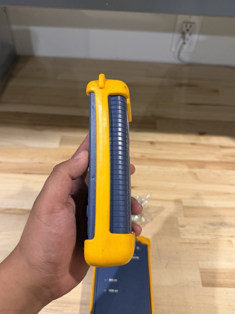 FLUKE NETWORKS CERTIFIBER ADVANCER MULTIMODE FIBER OPTIC CERTIFICATION TOOL