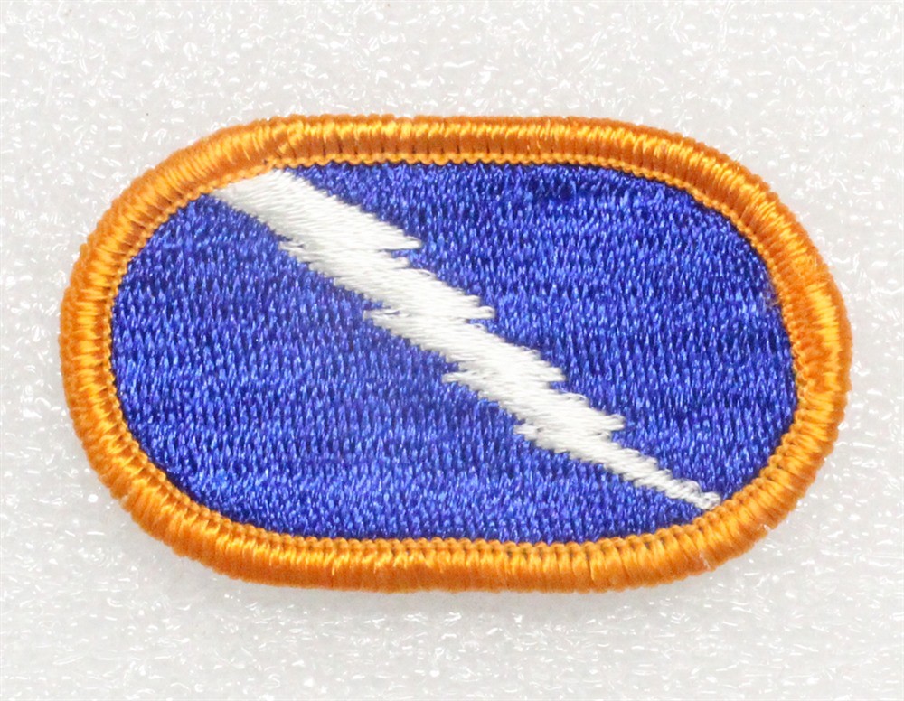 Army Airborne Oval Patch: 229th Aviation Group - merrowed edge