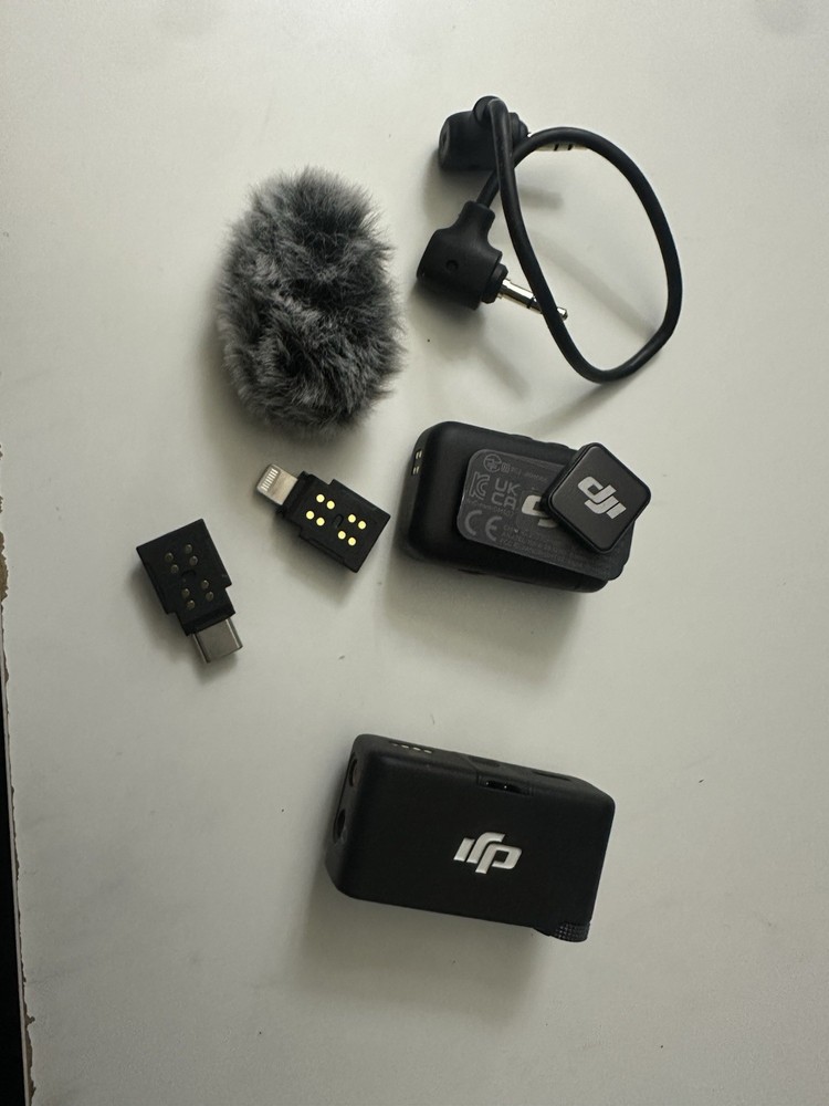 DJI Mic 2 Wireless Clip-On Microphone Set, Compact Design, Accessories, Black