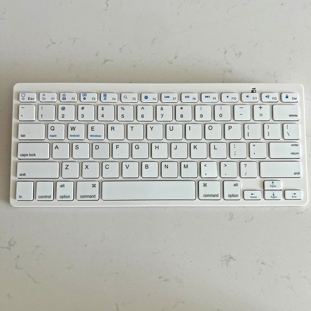 Wireless Keyboard & Mouse Combo Set Bluetooth Brand New in Box White Windows Mac