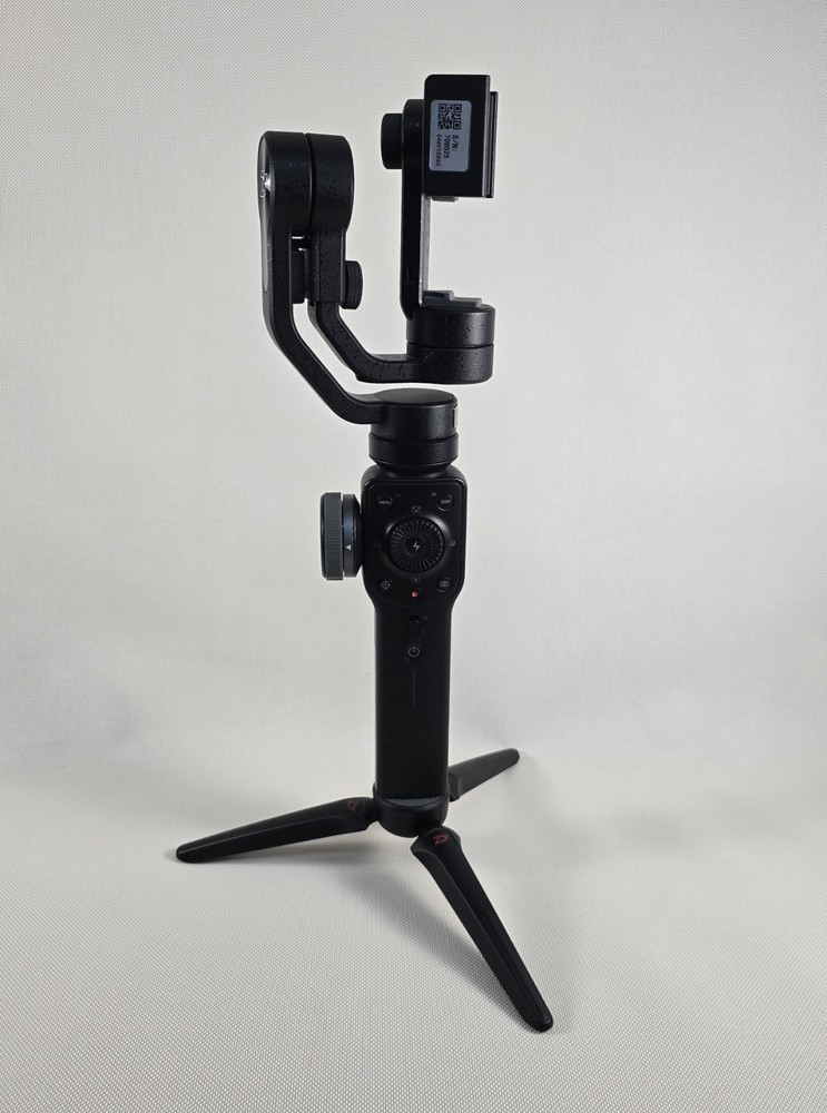 Zhiyun Smooth 4 Smartphone Gimbal Stabilizer Black 3‑Axis iPhone Android Tested