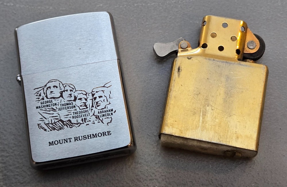 ZIPPO MOUNT RUSHMORE 1992 LIGHTER
