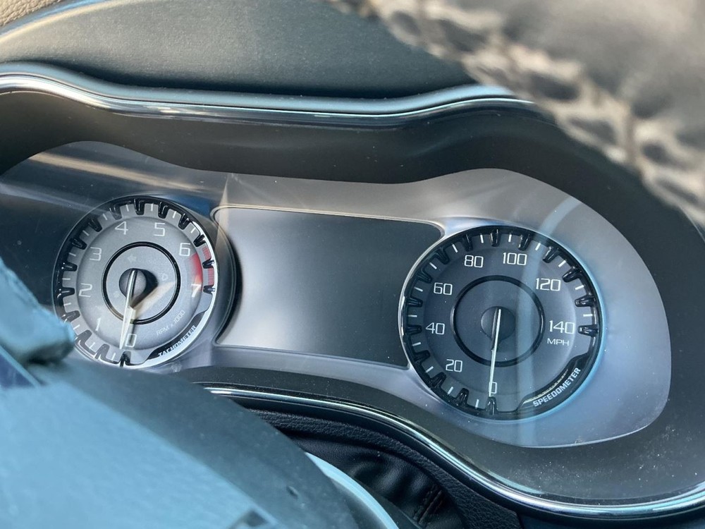 200 2015 Glove Box 4997899