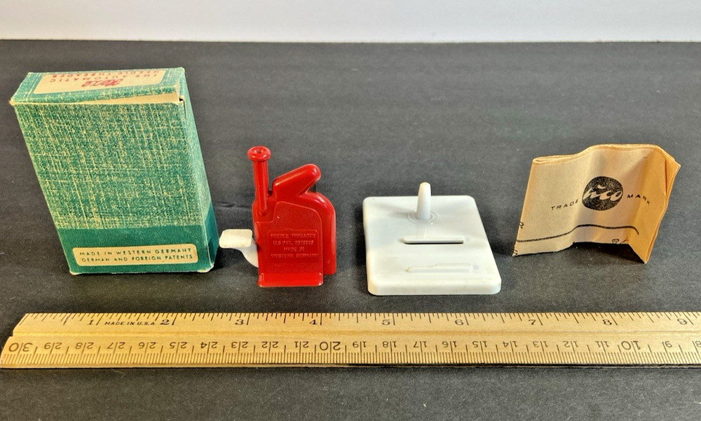 Hexe Automatic Needle Threader W/ Box & Instructions, Vintage