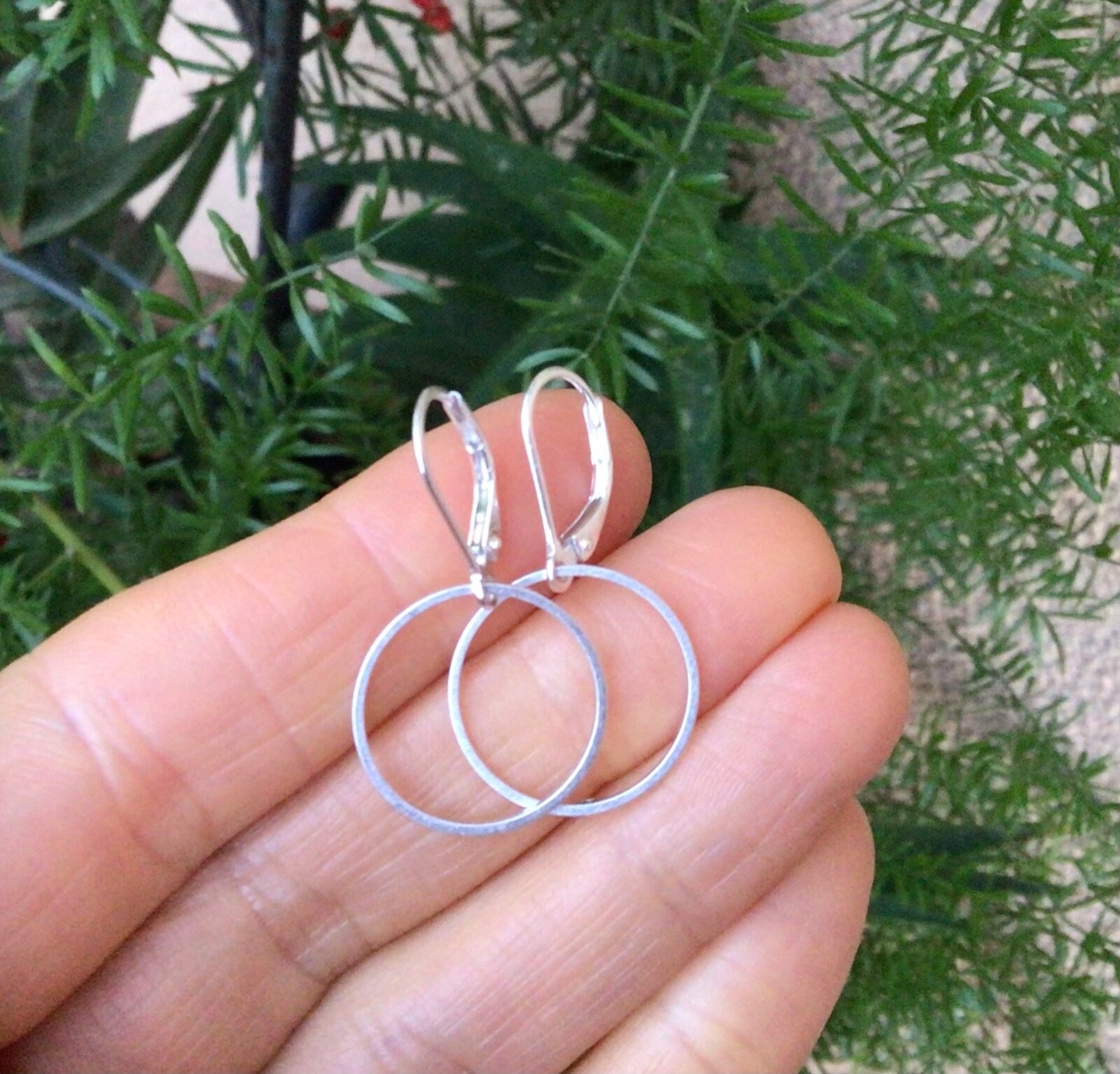 New Handcrafted Artisan Jewelry Sterling Silver Sundance Charm Circle Earrings