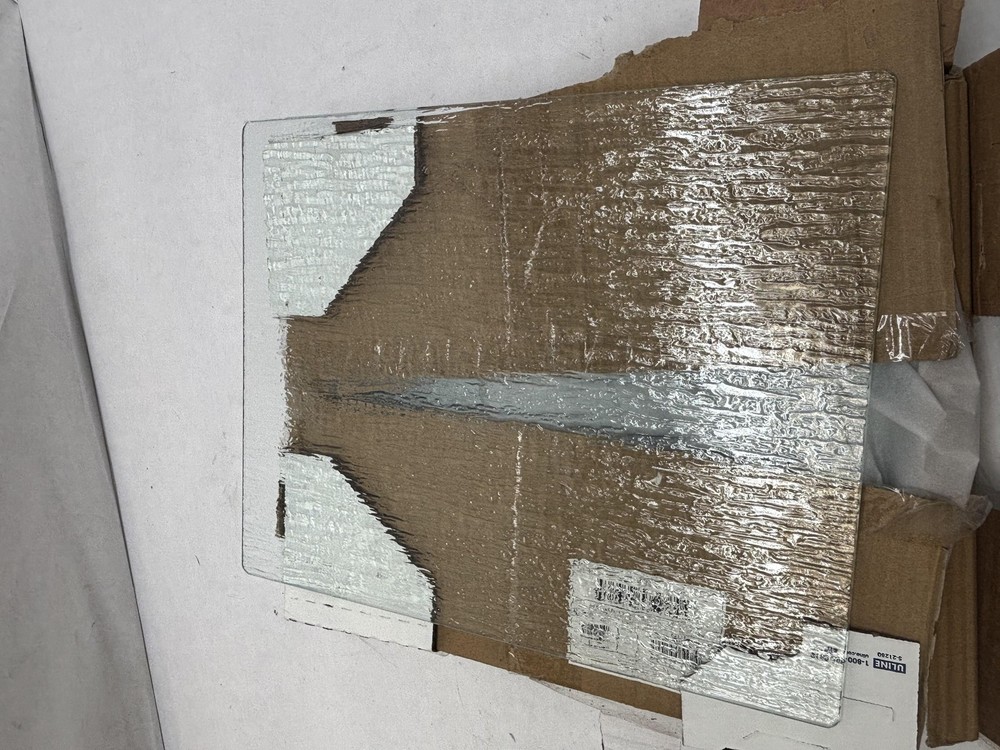 4mm Rain Pattern Tempered Glass Panel Rectangular Corner Textured Replacement