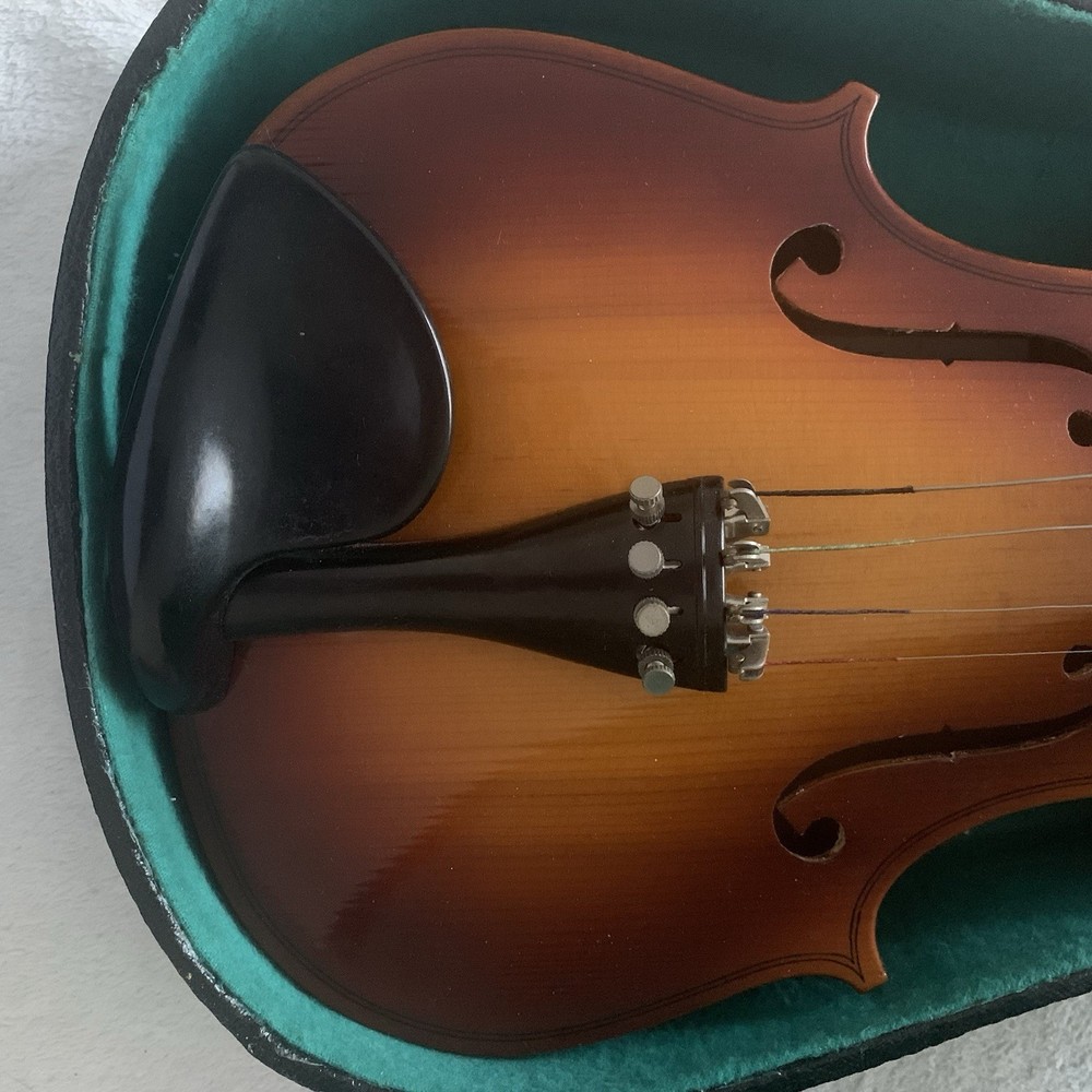 Bestler Violin w/Bow, Case, Hand Crafted