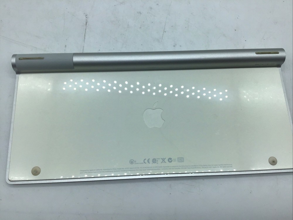 Apple A1255, A1197 Wireless Keyboard & Mouse Combo Power Tested Bluetooth Read