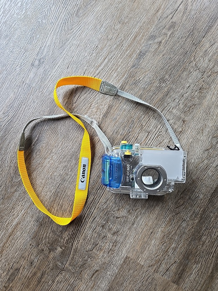 Canon WP-DC800 Waterproof Camera Case