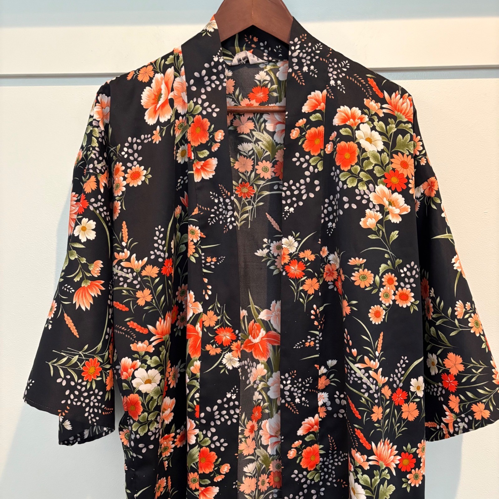 Vintage Luau Sportswear Kimono Robe Jacket Womens Medium Floral Japan Hawaiian