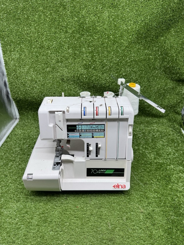 Elna 704 Dex Sewing Machine ~ Untested.    s4