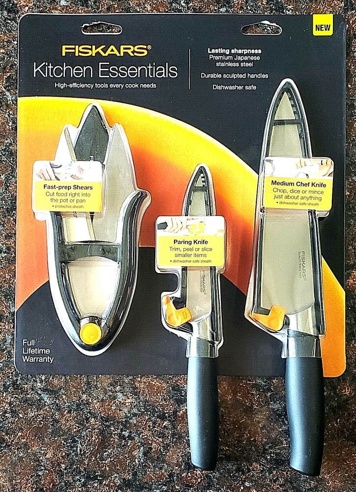 Fiskars 3 Piece Kitchen Cutting Essentials Set