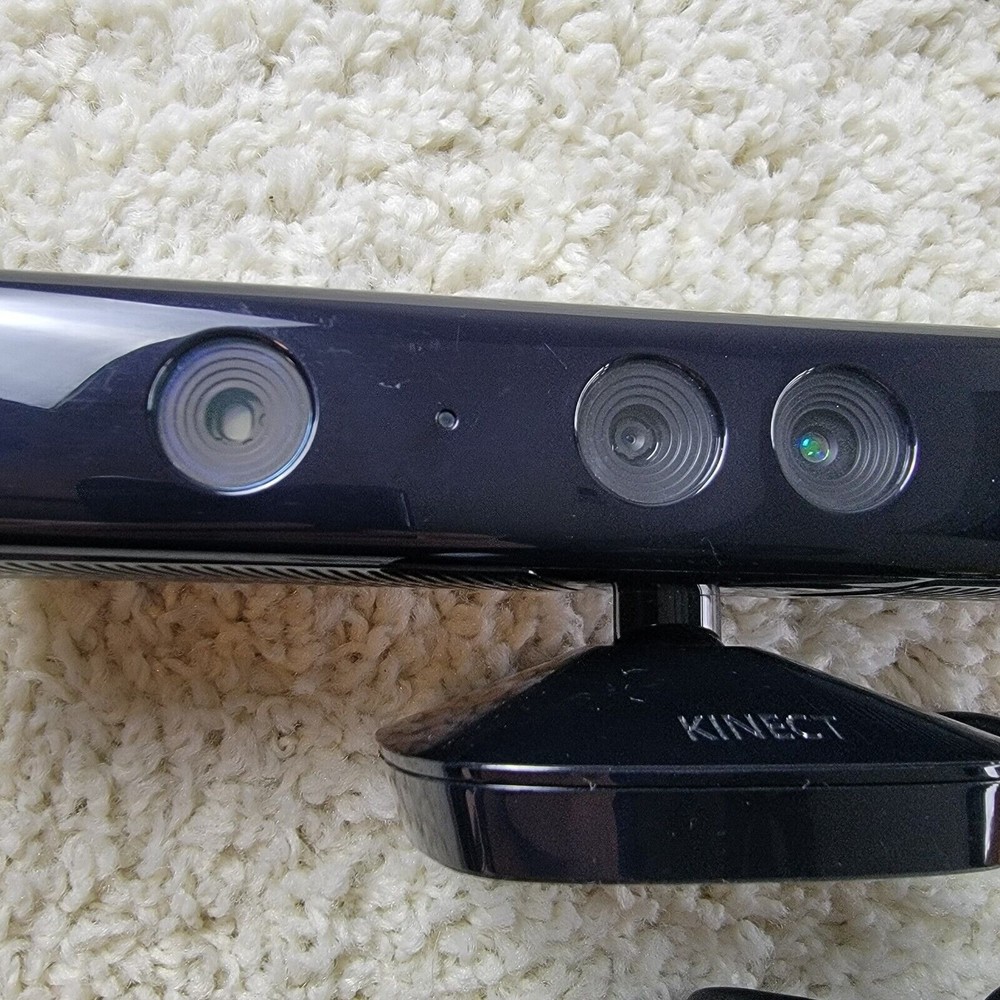 Microsoft Xbox 360 Kinect Sensor Bar Model 1473 Black w/ Kinect Adventures