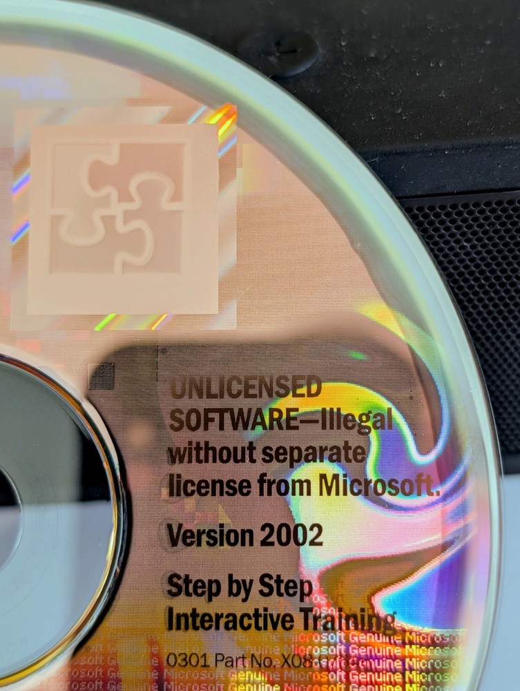 Microsoft Office XP Standard Edition version 2002 CDs with license key