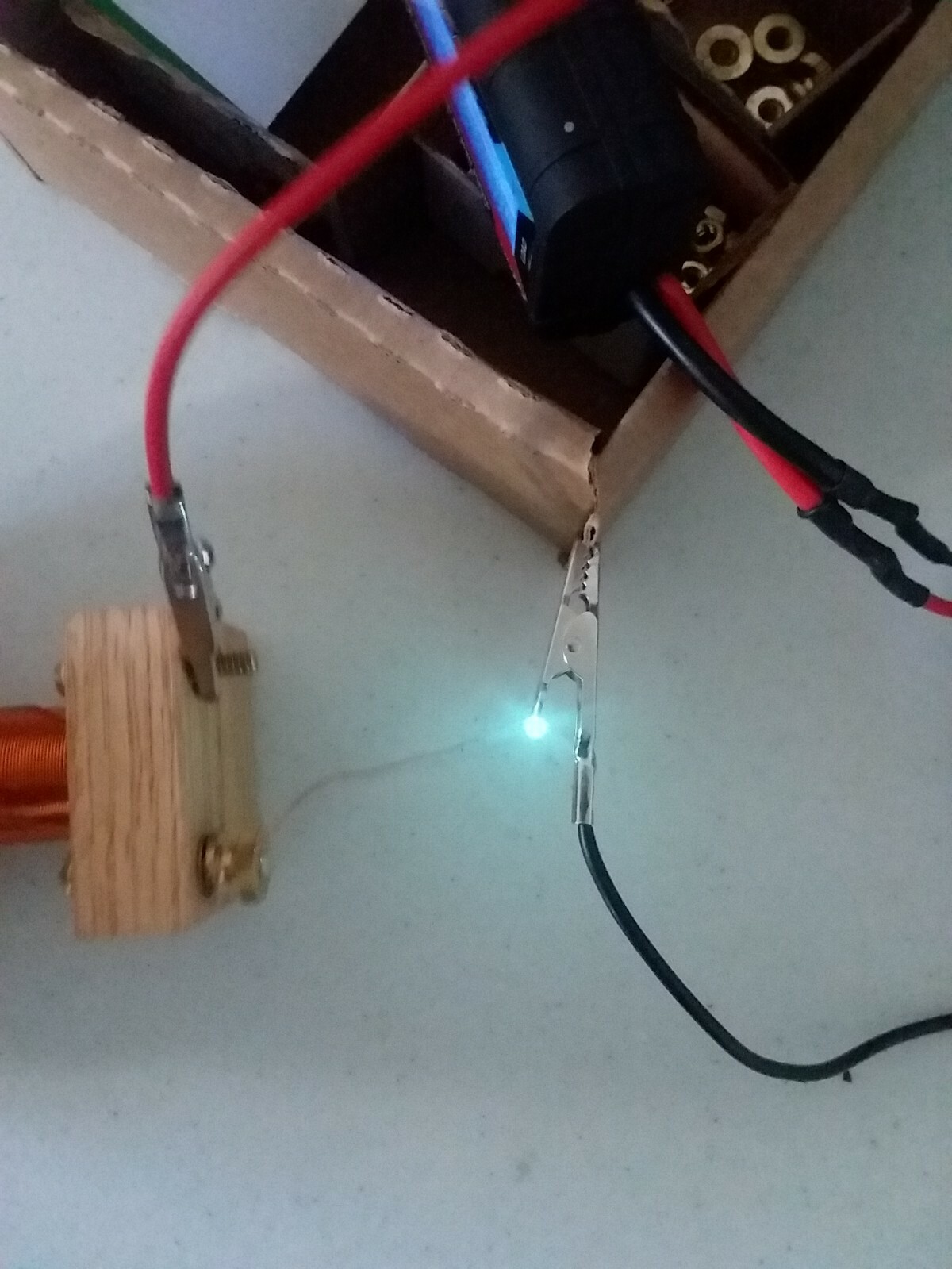 Low Tension Coil - Use w/Hit'n Miss Ignitor Equipped Gas Engine or Science Fair