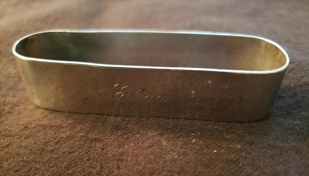RANDAHL Sterling Silver NAPKIN RING Rounded Rectangular Form Elna Monogram