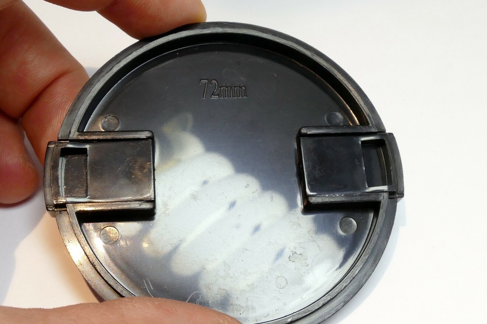 72mm snap on type Lens Front Cap black plastic