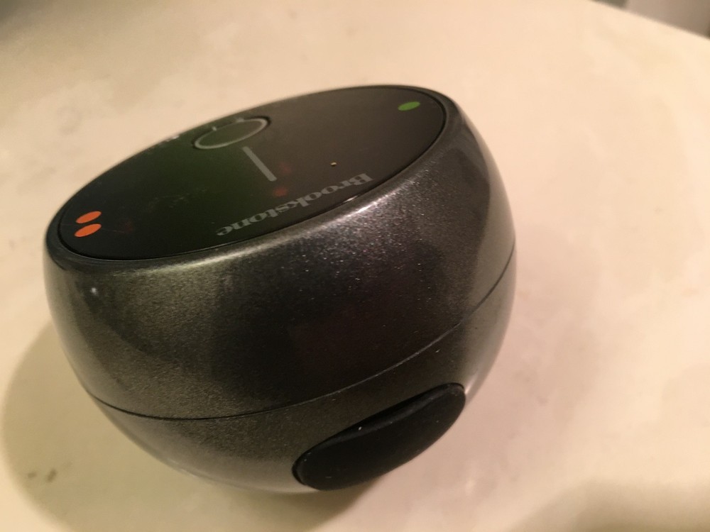 Brookstone Grill Alert Bluetooth Connected Thermometer - (Missing the probe)
