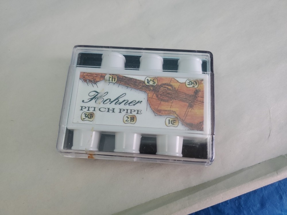 Hohner Guitar Pitch Pipe 6 Tones