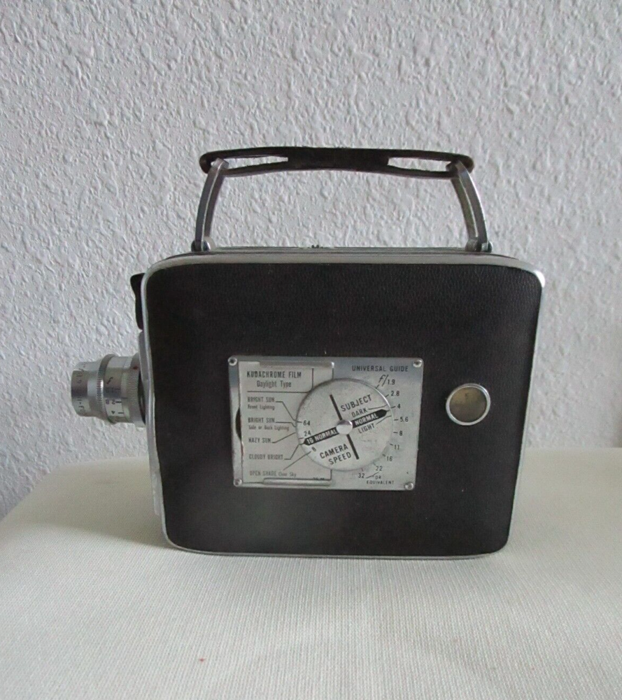 VINTAGE KEYSTONE MODEL K-40 8mm CAMERA - untested