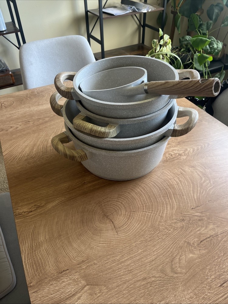 14-Piece Speckled Beige Masterclass Premium Cookware Set.
