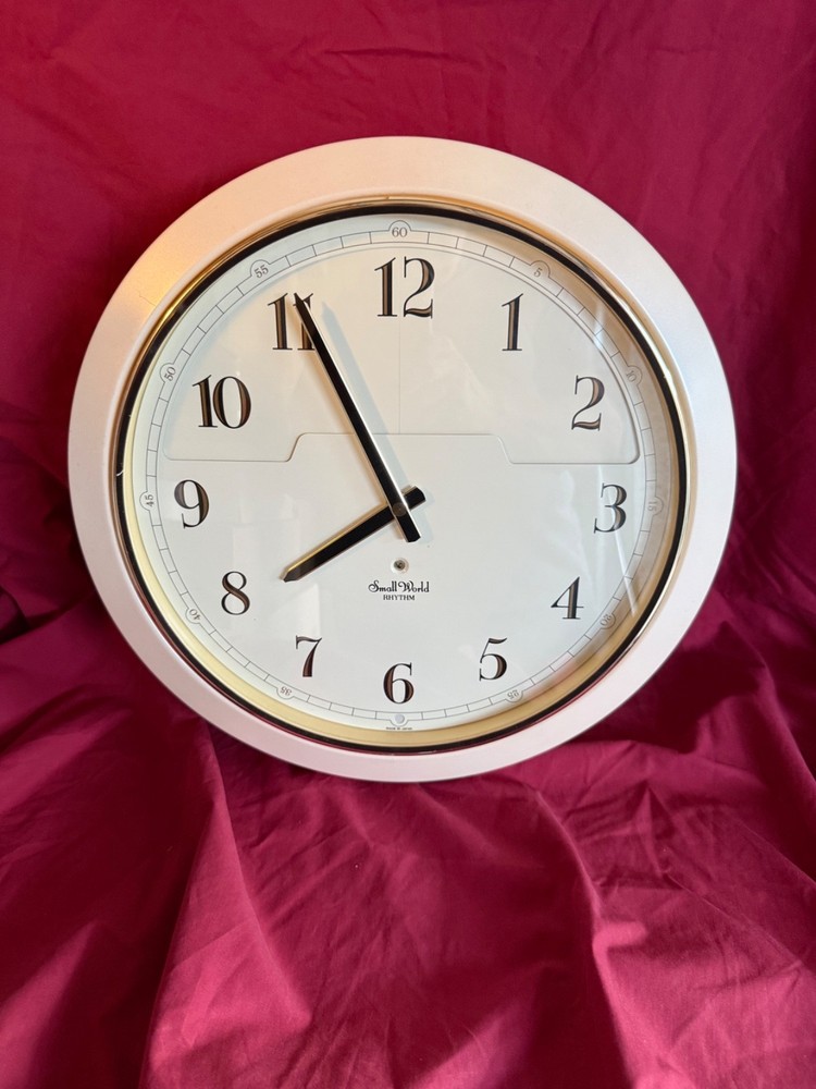 Small World Rhythm "Ceremony" Clock 4MH-r18e