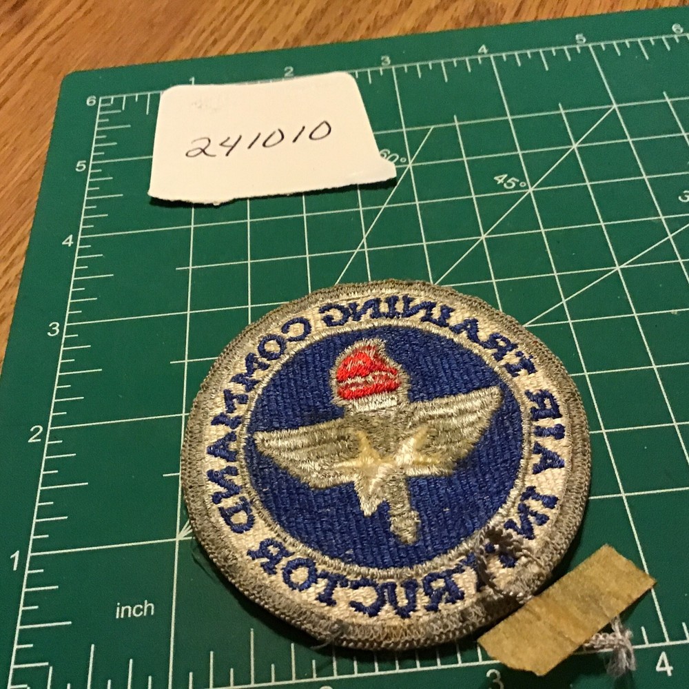 USAF AIR FORCE: AIR EDUCATION AND TRAINING COMMAND INSTRUCTOR PATCH COLOR VTG