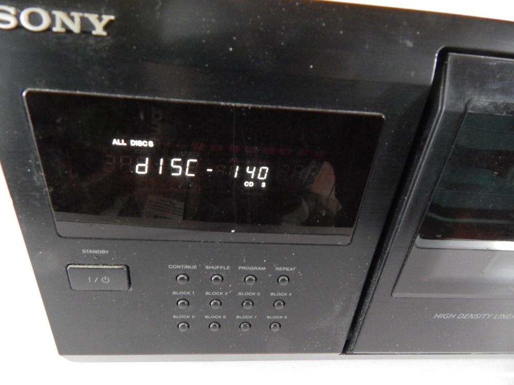 Sony Compact Disc Player CDP-CX681 Mega Storage 200 CD's *TESTED WORKS*