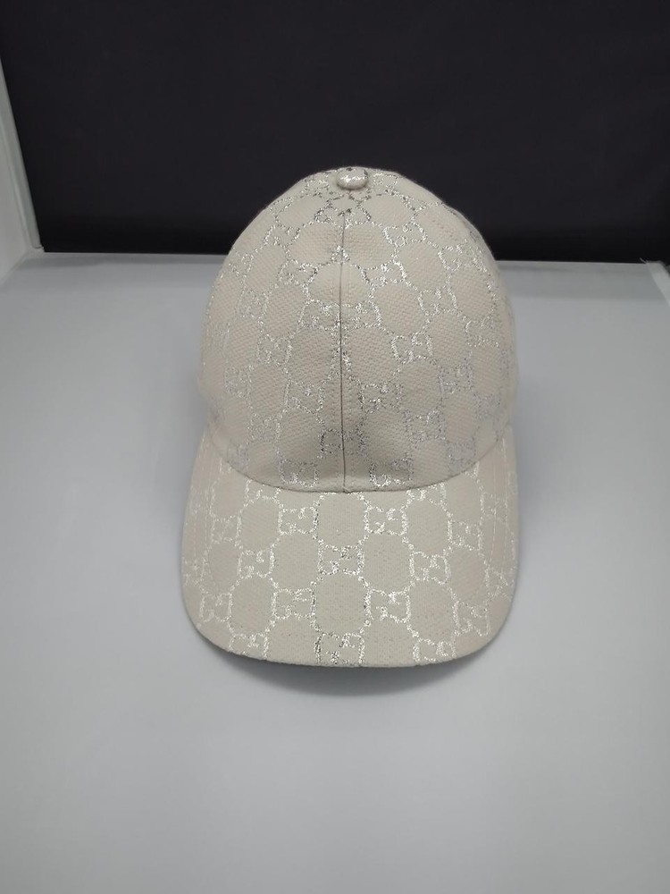 GUCCI baseball hat with GG glitter.