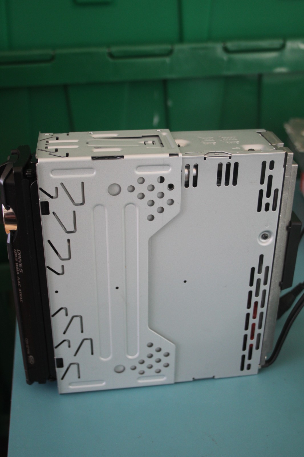 SONY CDX-GT71W CD RECEIVER IN-DASH RADIO + REMOTE + HARNESS NEW NO BOX