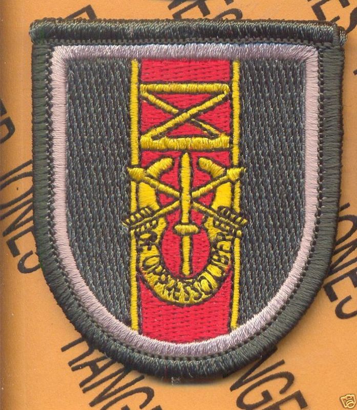 US Army Special Forces Association SFA Airborne DUI flash patch Type 5