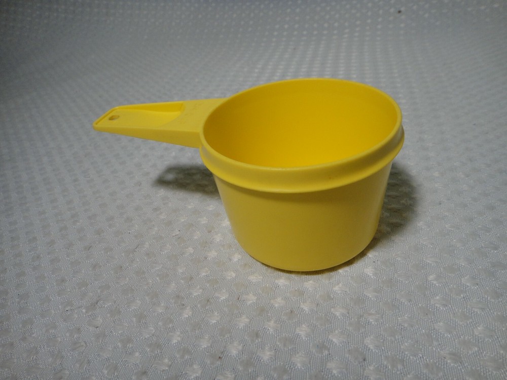 Tupperware Measuring 3/4 Cup Replacement Yellow #762 Kitchen Gadget