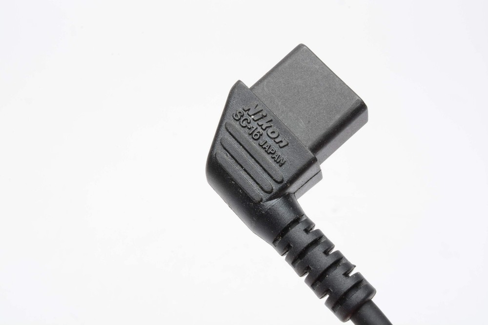 Nikon SC-16 Coiled Flash Sync Cord, Genuine