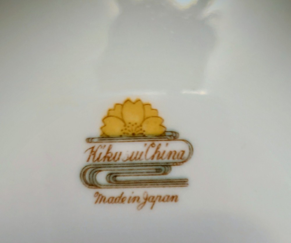 Kikusui Fine China Dinner Plates 10"