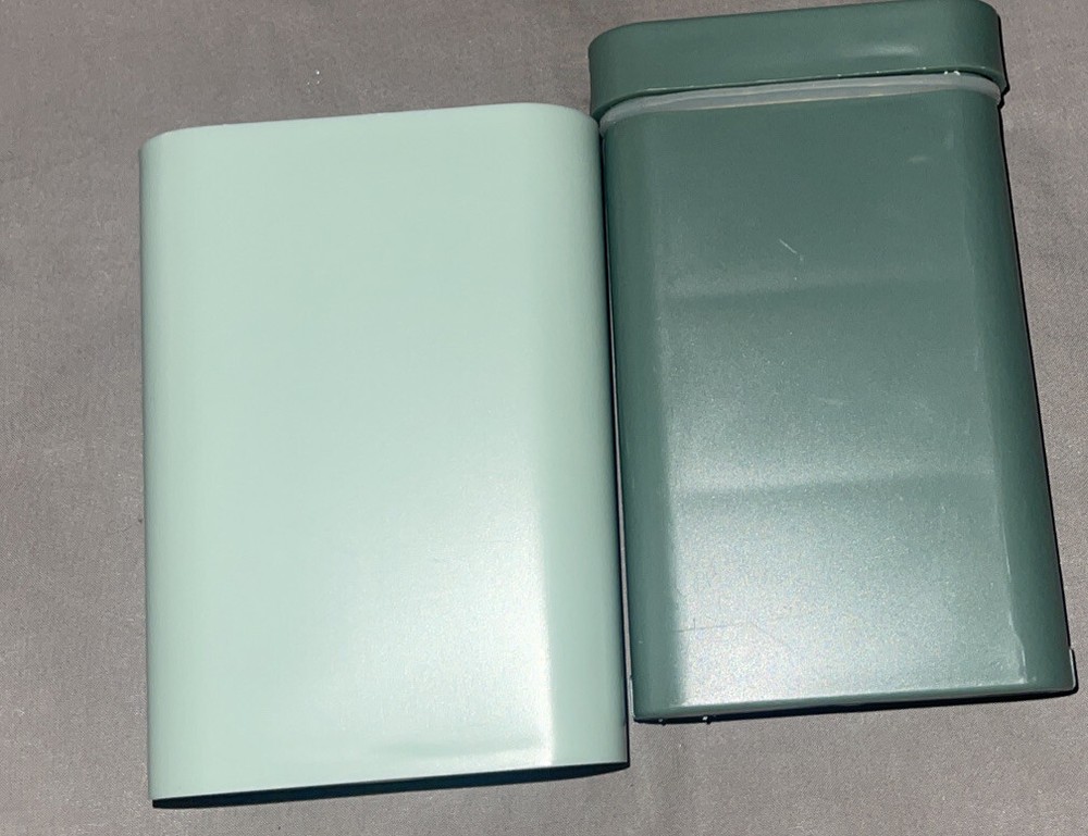 Essentials Pill Box - sliding hard plastic - light green