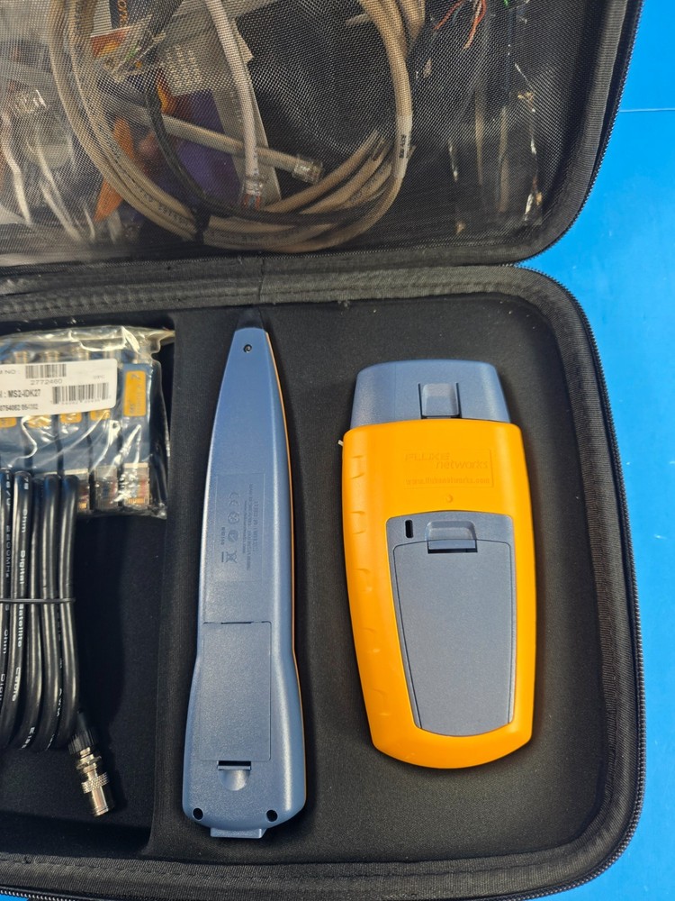 Fluke Networks MS2-100 MS2-KIT Microscanner 2 and Intellitone Pro 200 Cable Test