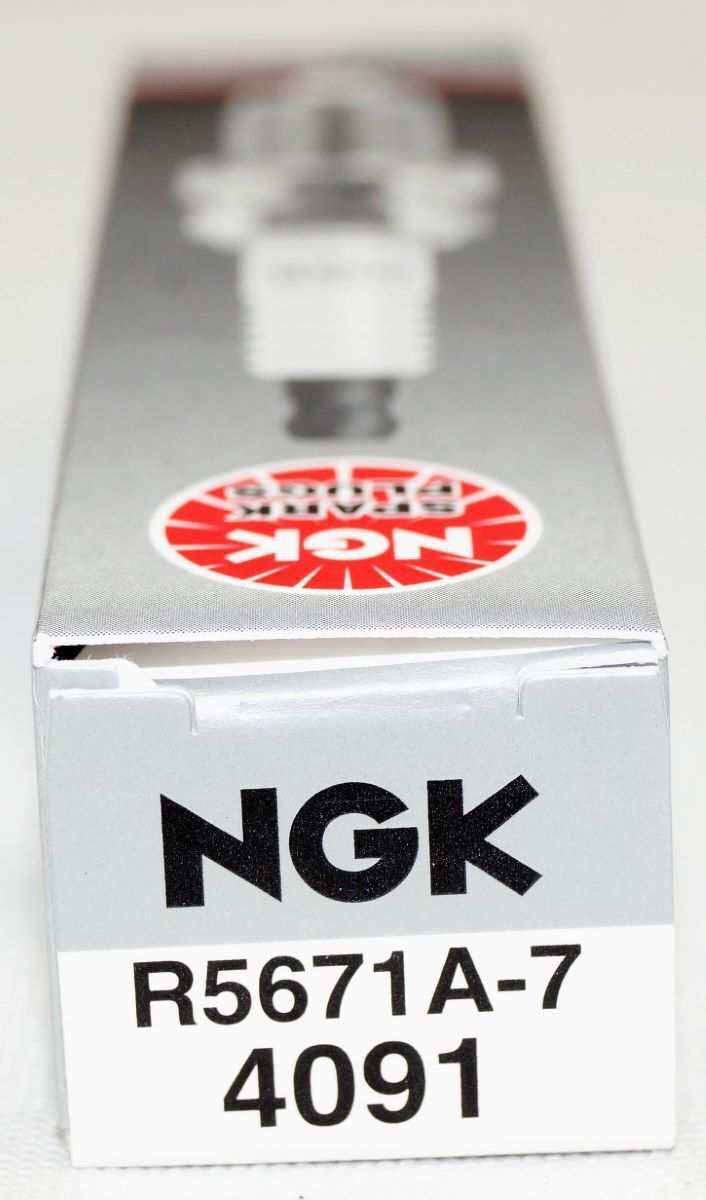 Pack of 8 Genuine NGK 4091 V-Power Racing Spark Plug R5671A7