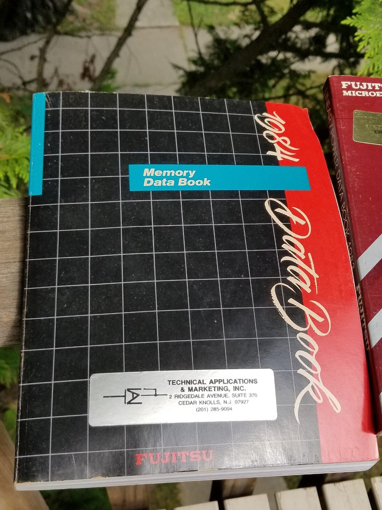 2 VINTAGE MICROELECTRONICS ELECTRONICS BOOKS MEMORY DATA 1983, 1984 FUJITSU